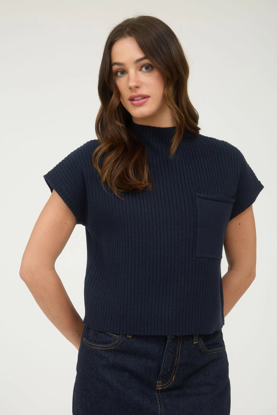 Mock Neck Pocket S/S Knit Top