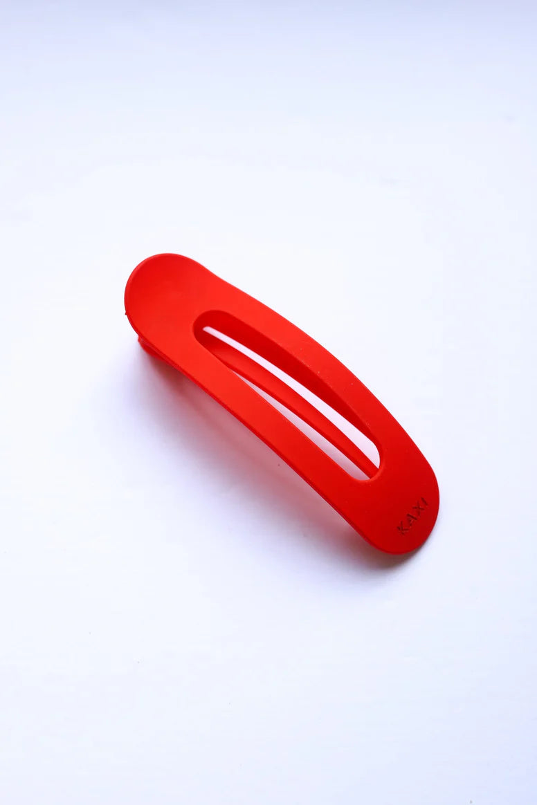 Oversized Lay Down Claws